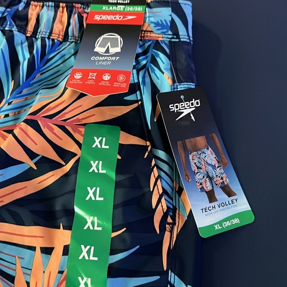 New Speedo swim trunks - Picture 2 of 5